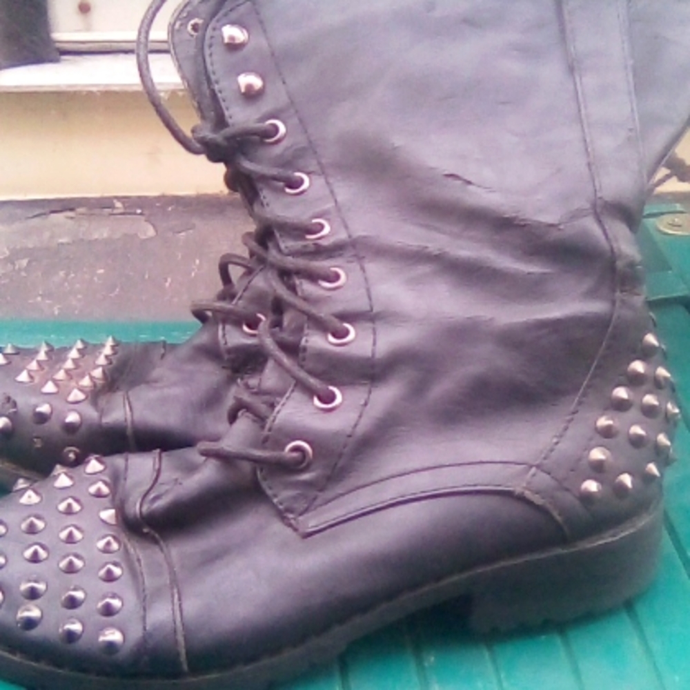 Women's NATURE BREEZE black boots size 6